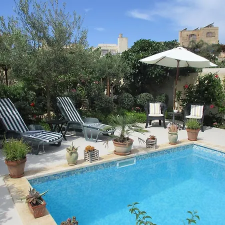 里基安娜住宿加早餐旅馆 Kerċem
